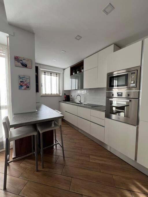 Appartamento Parco Ruffini Turin Exteriör bild